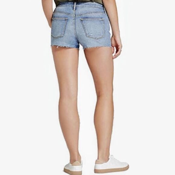 Nwt UNIVERSAL THREAD LIGHT DENIM SHORTIE SHORTS - Picture 2 of 4